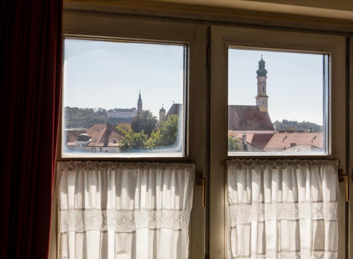 Romantik Hotel Fuerstenhof Landshut Exteriör bild