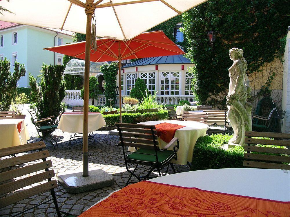 Romantik Hotel Fuerstenhof Landshut Exteriör bild