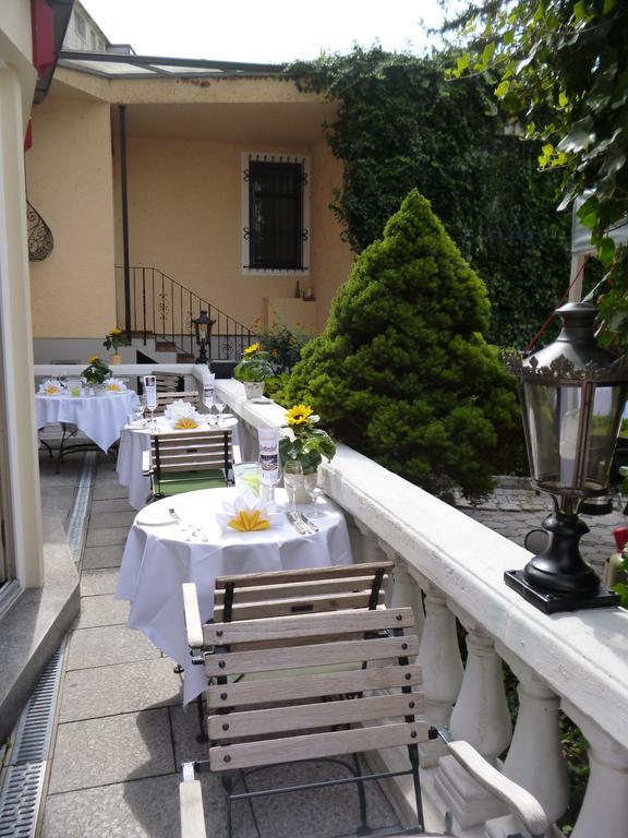 Simones Hotel Fuerstenhof Landshut Exteriör bild