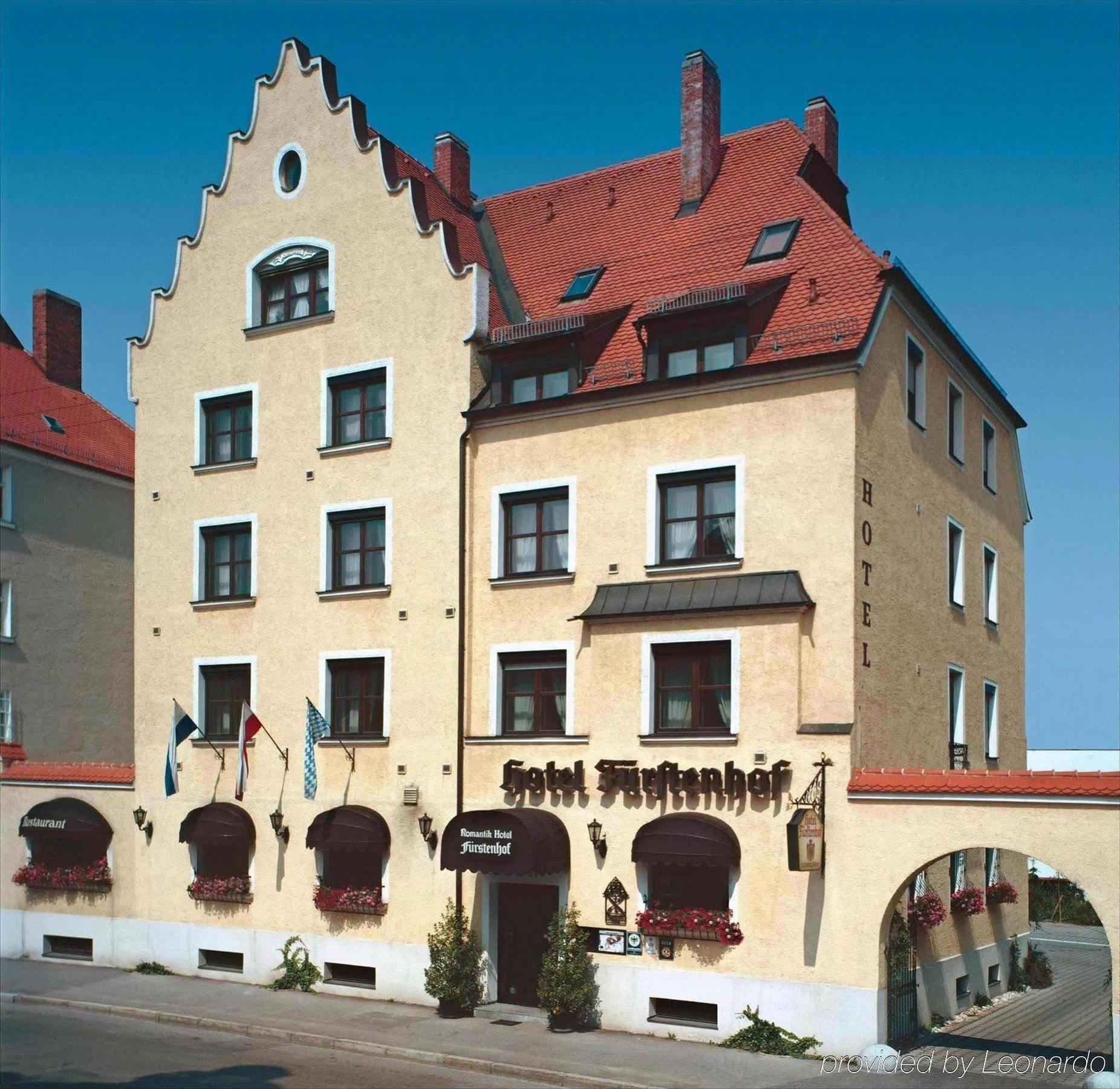 Romantik Hotel Fuerstenhof Landshut Exteriör bild