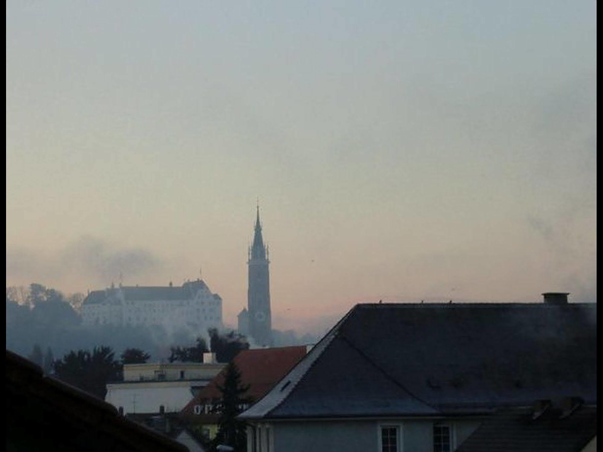 Romantik Hotel Fuerstenhof Landshut Exteriör bild