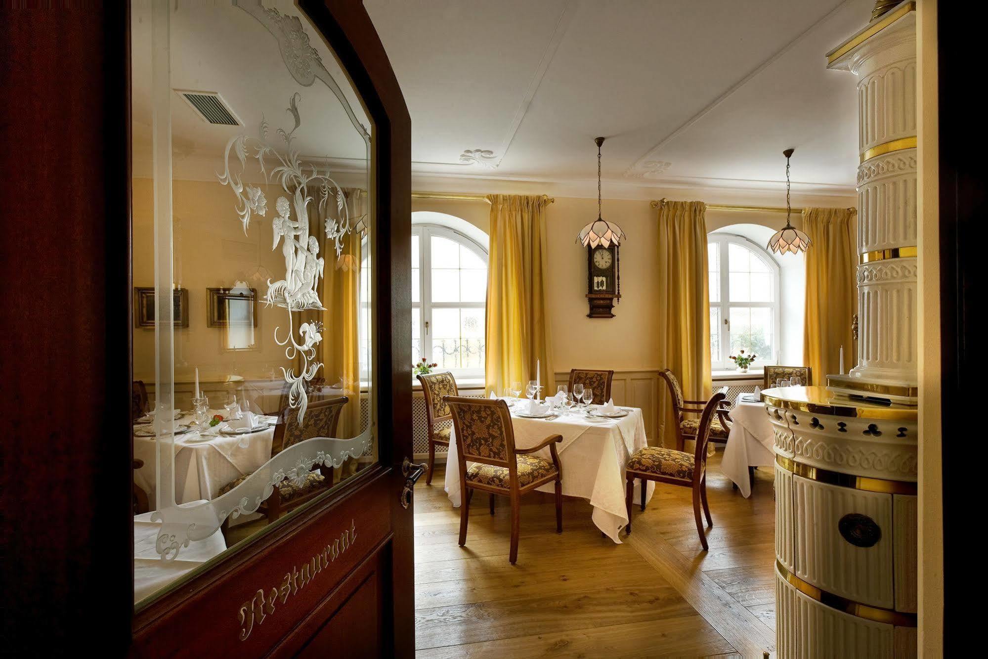 Simones Hotel Fuerstenhof Landshut Exteriör bild