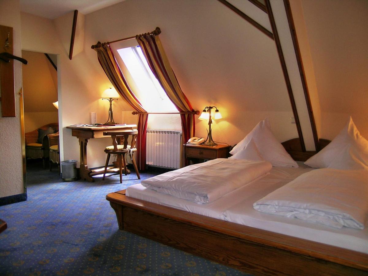 Simones Hotel Fuerstenhof Landshut Exteriör bild